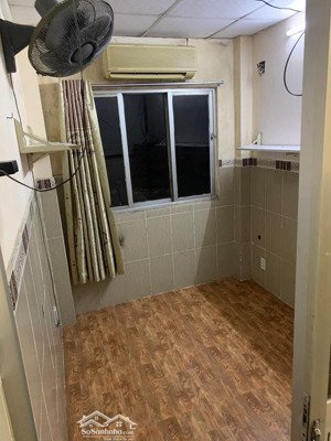 nhà nguyên căn 2 mặt tiền hẻm, 1 trệt 2 lầu