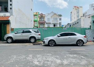 bán nhà mt dân tộc 11x18 nhà nát,33.5 tỷ