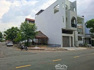 bán đất 2 mặt tiền tại đường u khu trung tâm hành chính dĩ an, bình dương, 11 tỷ vnd, 120 m2