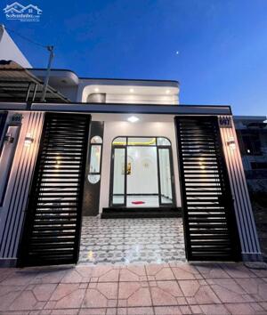 NHÀ ĐẸP MỚI XÂY KHU HOÀNG HẢO, PHƯỜNG THANH ĐỨC - VĨNH LONG