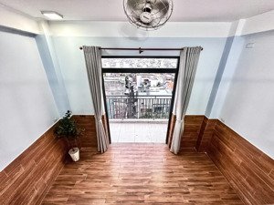 duplex ban công lớn view thành phố tại gò vấp