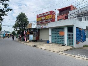 bán nhà mặt tiền đường giồng lớn + 3 phòng trọ xã mỹ hạnh