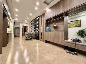 có 102! thái hà, ngõ thông, 40m ô tô tránh, thang máy, nhà mới 2 thoáng, kinh doanh 40m2*5t