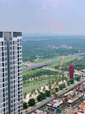 chính chủ gửi bán căn studio tòa zr1 vinhomes ocean park giá 2.55 tỷ bp. lh 