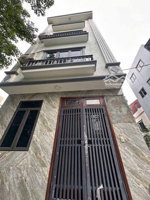 em hiếu lên tiếp cho anh chị tuyệt phẩm nhà 4 tầng tại kim chung đang gây sốt thời điểm hiện tại