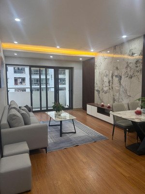 bán nhanh căn góc 3n2vs toà ct1 văn khê hà đông. giá 6.4 tỷ. lh: để xem nhà