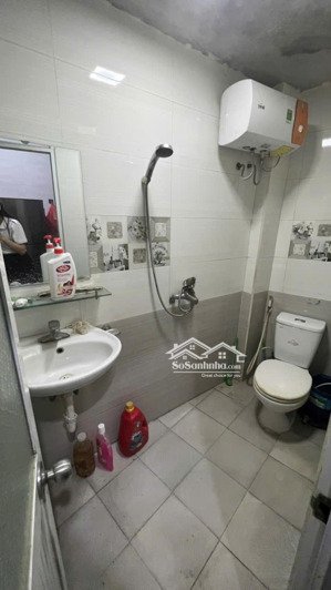 cho thuê nhà trọ tại chùa hàng, 2,5 triệu, 40m2, 1pn, 1wc, đầy đủ tiện nghi