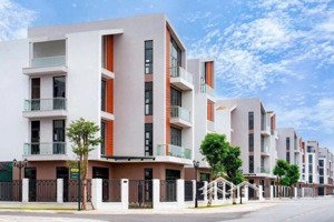 duy nhất 1 căn liền kề giá 7.5 tỷ, ck 14.5%, quà tặng 5%, htls 0% 30 tháng và 01 căn xẻ khe 8 tỷ