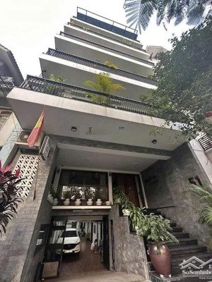 khách sạn 8 tầng mặt phố mai hắc đế vị trí đẹp nhất phố doanh thu 2,4 tỷ/năm 83 tỷ