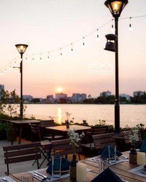 cho thuê mặt bằng nguyễn văn hưởng view sông 38m làm. nhà hàng quán cafe