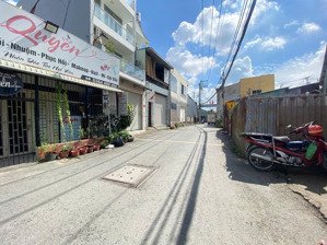 bán nhà dt 5x25m đường thạnh xuân 43 (sát bờ sông vàm thuật) phường thạnh xuân quận 12, giá 5,3 tỷ