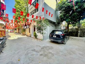 bán nhà phú diễn - lô góc - ô tô đỗ cửa - nhỉnh 8 tỷ, gần hồ