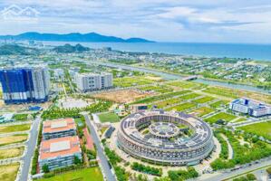 Cần chuyển nhượng vài lô biệt thự FPT sát sông cổ cò diện tích từ 200m2 đến 1200m2 Giá chỉ từ 43 triệu/m2