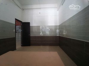 cho thuê nhà mặt phố bùi dương lịch, 11 triệu vnd, 100m2, 2pn, 2wc, mặt bằng 40m2 kinh doanh