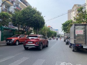 bán nhà ngang 6m bề thế đường bùi minh trực, diện tích khủng 130m2, xây dựng 4 tầng