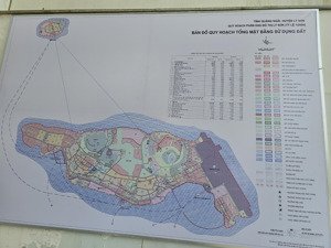 đất thổ cư đặc khu lý sơn, giao thông thuận lợi, kinh doanh sầm uất, gần trường học