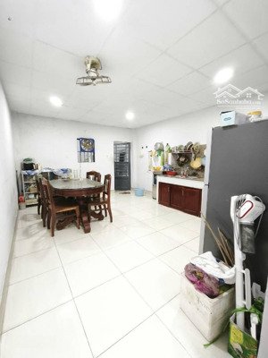 bán đất tặng nhà - hxh thông - 2 tầng - 4 phòng ngủ - 90 m2 - thới an quận 12 - chỉ 5 ,150 tỷ