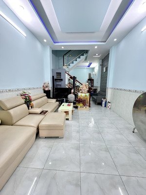 đường xe hơi 6m thông - hạ 100tr - nhà đúc 4 tầng - cạnh đầm sen, chỉ 5,x ty + vị trí: khúc đầm