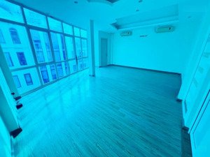 bán nhà đẹp chính chủ tại quận tây hồ - tiện mở showroom