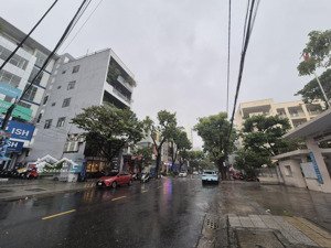 bán nhà mt đường lê thánh tôn - p. hải châu - tp đn