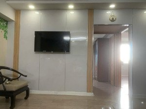 chính chủ cho thuê căn hộ chung cư miếu nổi 18 tầng, bình thạnh, tp.hcm