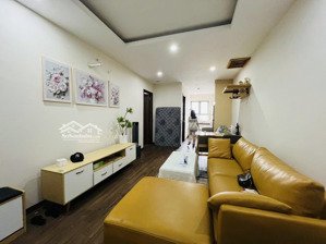 chính chủ bán cc the vescăn 56m 2 ngủ 2 vệ sinh sẵn sổ sang tên được luôn có hỗ trợ bank giá 3,x tỷ