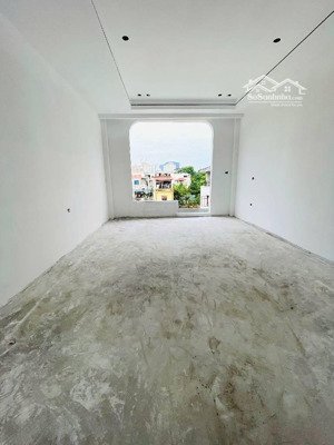 nhà mới đang hoàn thiện tại xuân đỉnh, 18 tỷ, 57 m2 6 lầu thang máy tìm chủ hữu duyên