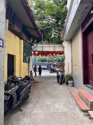 bán nhà phố đại la ô tô đỗ cửa - 1 nhà ra phố - nhà đẹp ở luôn - sổ hoa hậu