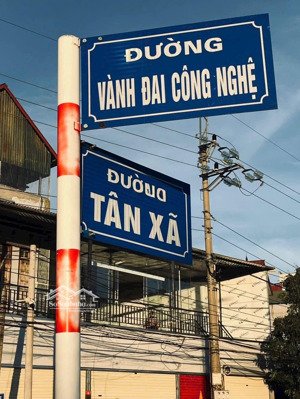 bán đất 120m2 đất kinh doanh tại đồi mẹo, tân xã, thạch thất, cạnh đại học fpt. dân cực đông đúc