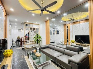 bán nhà trần cung, cầu giấy, nhà hiện đại, thoáng sáng, ngõ nông rộng, nội thất đẹp, 38 m², 7,4 tỷ