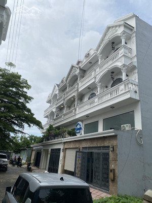 bán đất dt: 8 x 11m (88m2) mặt tiền đường 7m, kdc rạch tôm - giá 3,8 tỷ