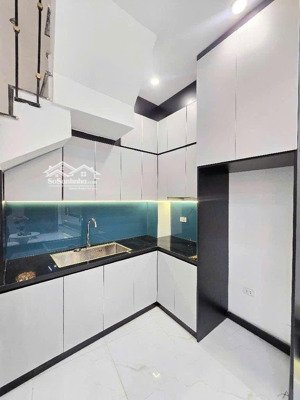 nhỉnh 7 tỷ - phố huế - nhà ra phố, sở hữu ngay nhà 5 tầng mới tinh giữa trung tâm