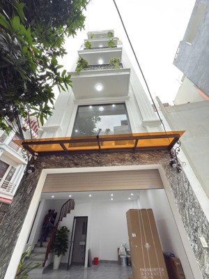 bán nhà phúc lợi - lô góc - 1 căn độc lập - ô tô vào nhà - full nội thất - đường ô tô thông