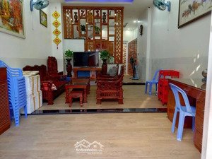 nhà 2 tầng 3pn, hxh thông6m, ngay lê văn việt, 56m2, quận9, giá 6ty5 thương lượng.