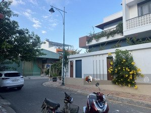 bán lô biệt thự 220m2 full thổ cư, ngay cạnh mặt sông giáp bình chiểu, thủ đức