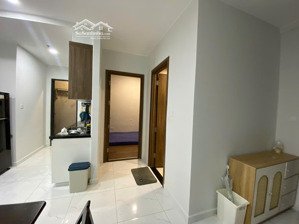 cho thuê căn hộ 2pn 2wc sẵn rèm có ban công 5tr opal skyline - ngay vsip 1