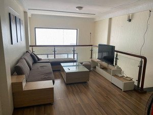 chính chủ bán nhà 38.7m,mặt tiền 4.6m, 5 tầng,3 phòng ngủ,3 vệ sinh,xây chắc chắn,sổ đỏ 