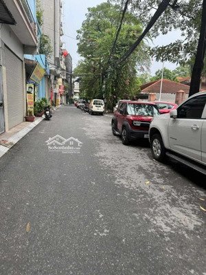 chủ thiện chí đàm 133 xuân thủy nhà 6 tầng thang máy full nội thất nhập khẩu cách ô tô chỉ 15m