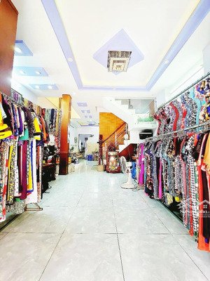 bán nhà - mặt tiền kinh doanh - chỉ 9 tỷ - 90m2 - 4tầng - ngang 5 dài 18 - nhà mới đẹp - ngay lê vă