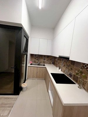 bán 69m2 sử dụng 2pn 2wc toà lake aquabay, giá tốt