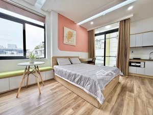 studio full nội thất,ban công, máy giặt riêng đường lê văn sỹ, quận tân bình