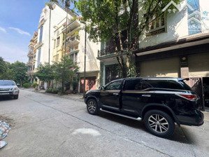 chủ cần bán gấp 80m2 nhà nghĩa đô, lô góc, 7 tầng thang máy, ô tô tránh, dòng tiền ổn định.