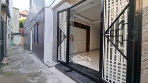 chính chủ bán nhà căn hộ dịch vụ. 60m2. thang máy. doanh thu 50tr/tháng. giá 12 tỷ.