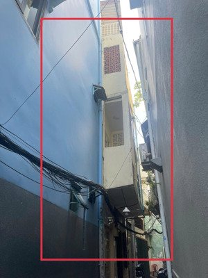 26.5m2 có nhà 3 lầu btct trần hưng đạo quận 1 cách pullman - bùi viện vài bước chân