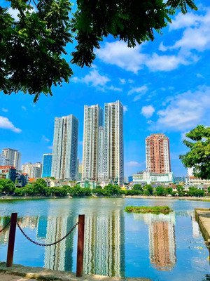 bán cặp căn 3 ngủ góc hoa hậu. full giá nhỉnh 5 tỷ. tầng đẹp view hồ. ký cđt thăng long