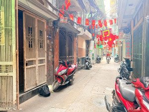 bán nhà mặt ngõ cầu giấy - ngõ quận uỷ mặt ngõ thông kinh doanh sầm uất