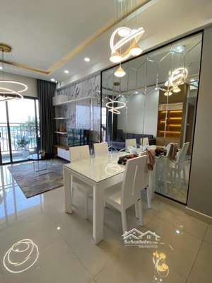 chính chủ gửi căn hộ the sun avenuve 3 pn2wc - 89 m2 giá 8.3 tỷ bao hết