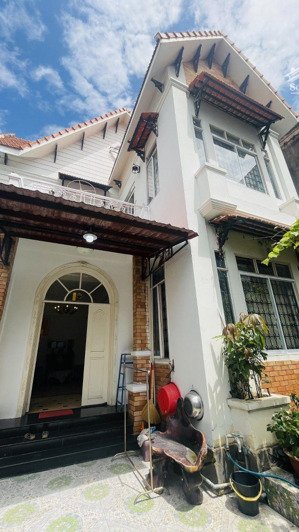 gấp gấp. chủ giảm 4 tỷ để đi mỹ. lô góc tây thạnh, tân phú. 10x15m 150m2, 2 tầng. chỉ 11 tỷ tl