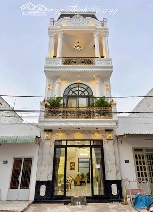 bán nhà mặt hẻm bến vân đồn, phường 12, quận 4 75m2/3ty1 thu nhập cho thuê 25 triệu/tháng