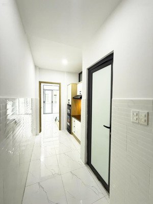 căn hộ dịch vụ - new 100% - ngay khu chợ bà chiểu